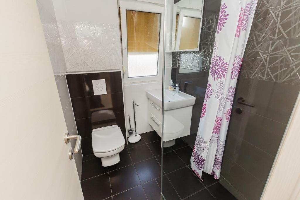 Apartman A&B Kaštela エクステリア 写真