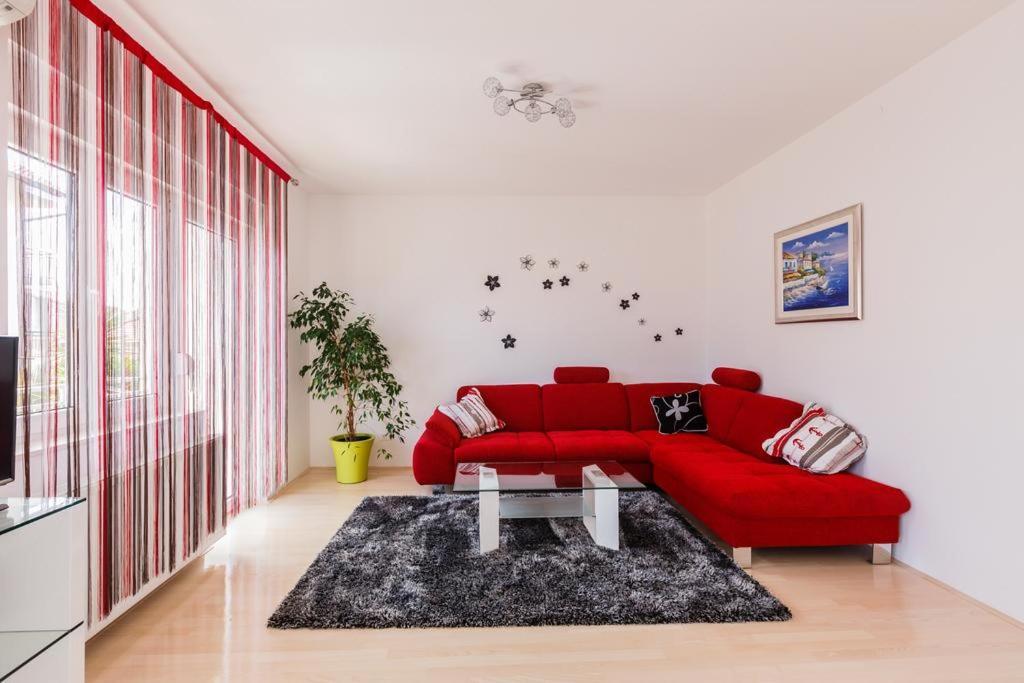 Apartman A&B Kaštela エクステリア 写真